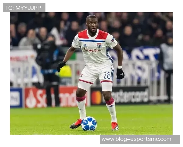 曼城年轻中场杰登赫斯基租借加盟谢周三成功体检即将披上新战袍 曼城年轻中场杰登赫斯基租借加盟谢周三成功体检即将披上新战袍