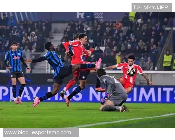 拜仁防守漏洞显著巴拉克呼吁球队在欧冠中提升专注力